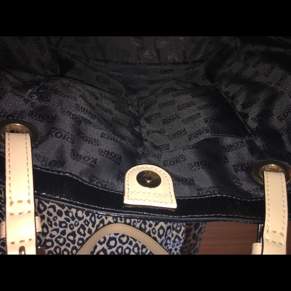 Michael Kors tote - Picture 5 of 5